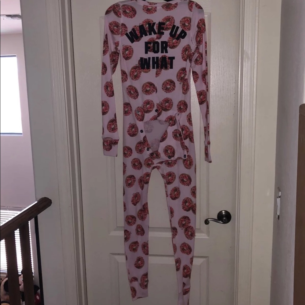 Pink Victoria’s dohnut onesie